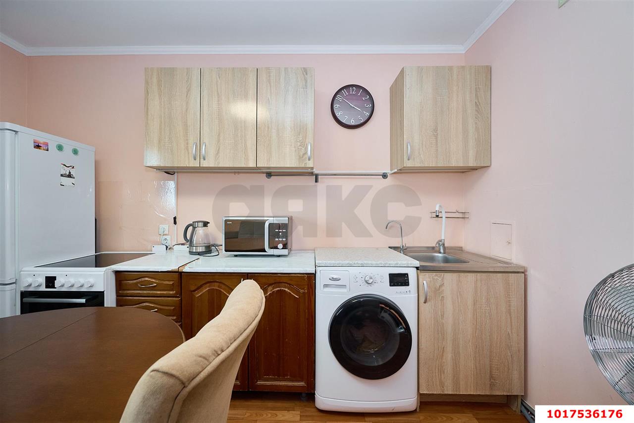 Фото №3: 1-комнатная квартира <span class="whitespace-nowrap">48 м²</span>, <span class="whitespace-nowrap">14/16 эт.</span> - Краснодар, Прикубанский внутригородской округ, Отделение № 1 совхоза Солнечный, мкр. Фестивальный, ул. Атарбекова, 5/1
