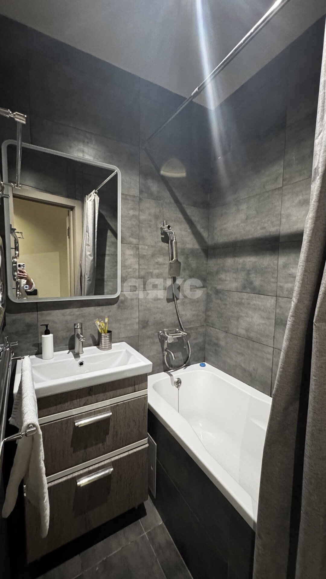 Фото №10: 2-комнатная квартира <span class="whitespace-nowrap">37 м²</span>, <span class="whitespace-nowrap">5/5 эт.</span> - Туапсе, ул. Шаумяна, 11
