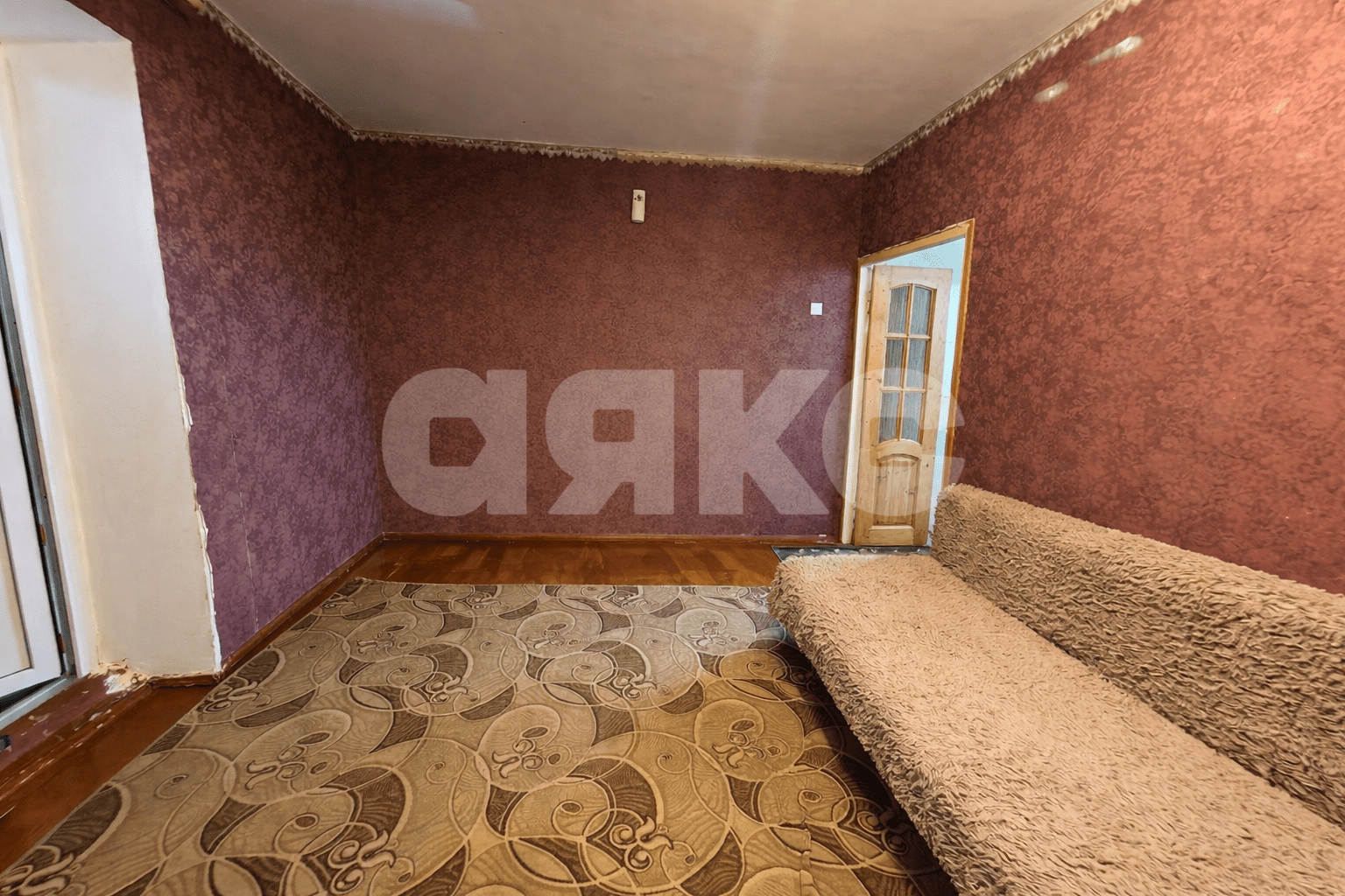 Фото №3: 2-комнатная квартира <span class="whitespace-nowrap">53 м²</span>, <span class="whitespace-nowrap">1/3 эт.</span> - Кореновск, ул. Нижняя, 4