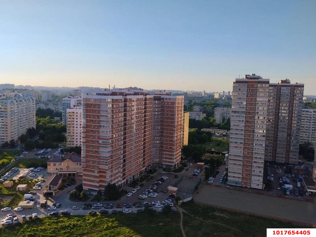 Фото №8: 1-комнатная квартира <span class="whitespace-nowrap">44 м²</span>, <span class="whitespace-nowrap">22/24 эт.</span> - Краснодар, Карасунский внутригородской округ, Гидростроителей, мкр. жилой комплекс 7 Вершин, ул. имени Снесарева, 10/1