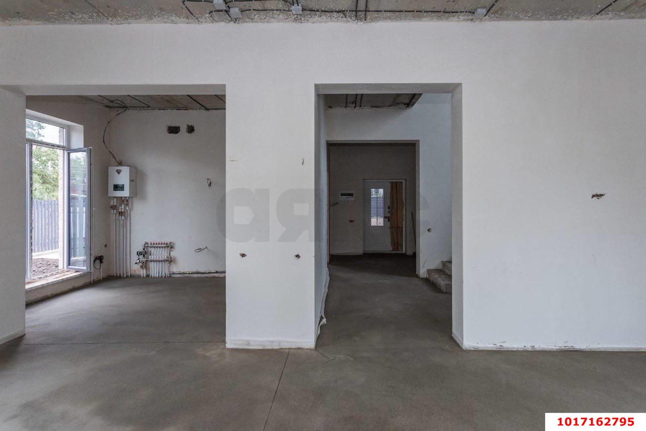 Фото №15: Дом <span class="whitespace-nowrap">170 м²</span> <span class="whitespace-nowrap">+ 5 сот.</span>, <span class="whitespace-nowrap">2 эт.</span> - Краснодар, Прикубанский внутригородской округ, Калинино, мкр. Завод Радиоизмерительных Приборов, ул. Карельская, 102