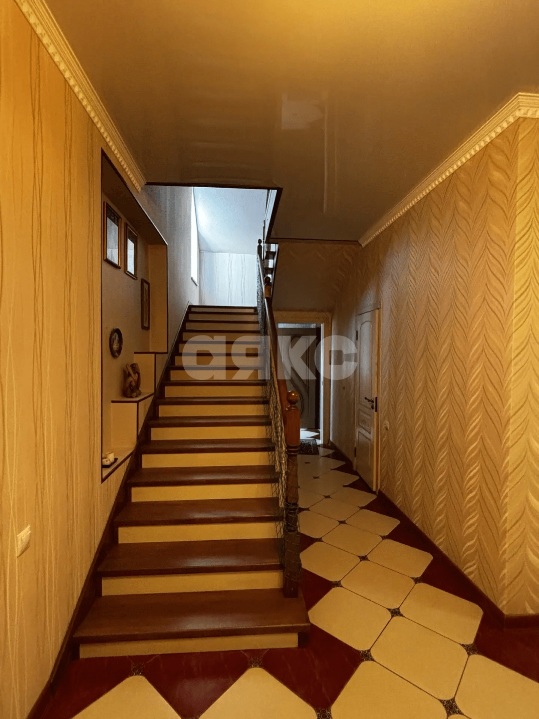 Фото №25: Коттедж <span class="whitespace-nowrap">254 м²</span> <span class="whitespace-nowrap">+ 15 сот.</span>, <span class="whitespace-nowrap">2 эт.</span> - Киляковка, мкр. КП Солнечная поляна, пер. Звёздный