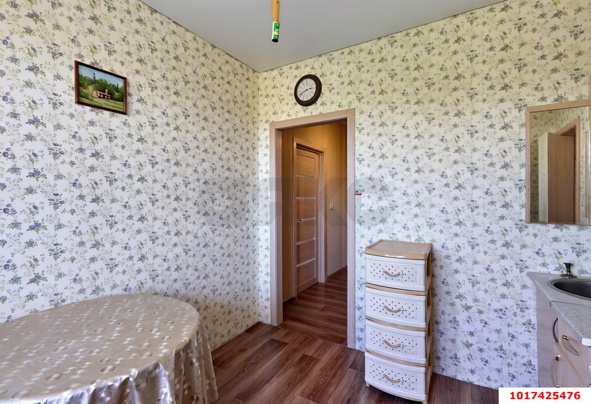 Фото №3: 1-комнатная квартира <span class="whitespace-nowrap">34 м²</span>, <span class="whitespace-nowrap">3/3 эт.</span> - Краснодар, Прикубанский внутригородской округ, мкр. жилой комплекс Россинский, пр-д 1-й Краснодарский, 2к4