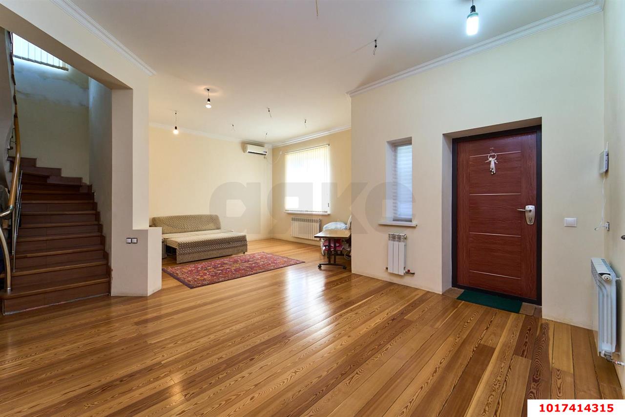 Фото №5: Дом <span class="whitespace-nowrap">166 м²</span> <span class="whitespace-nowrap">+ 5 сот.</span>, <span class="whitespace-nowrap">2 эт.</span> - Краснодар, Прикубанский внутригородской округ, мкр. Новый, ул. Охотничья, 2/1