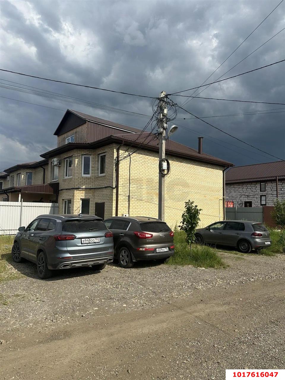 Фото №1: Дом <span class="whitespace-nowrap">98 м²</span> <span class="whitespace-nowrap">+ 1.1 сот.</span>, <span class="whitespace-nowrap">2 эт.</span> - Яблоновский, мкр. квартал Юбилейный, ул. Юбилейная, 46