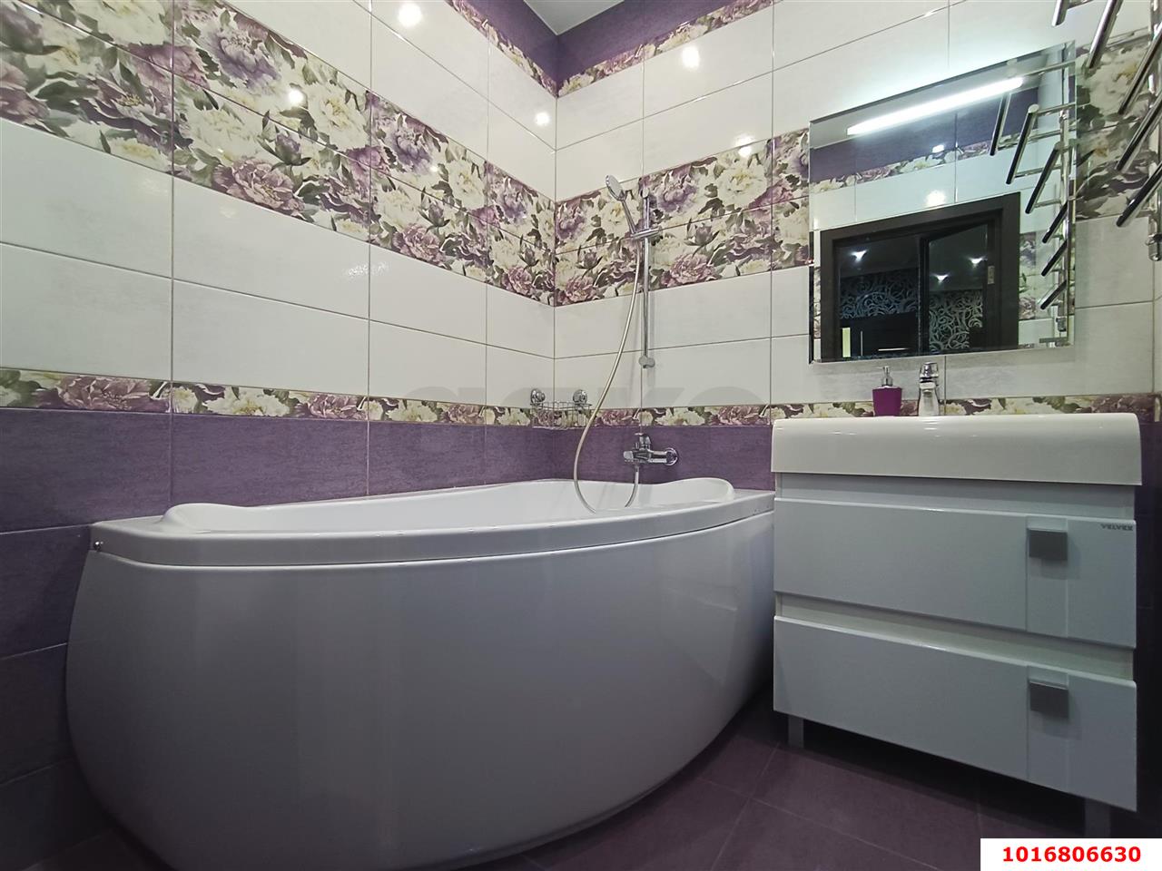 Фото №26: 3-комнатная квартира <span class="whitespace-nowrap">84 м²</span>, <span class="whitespace-nowrap">10/15 эт.</span> - Краснодар, Карасунский внутригородской округ, жилой комплекс Империал, ж/м Пашковский, ул. Леонида Лаврова, 8к3