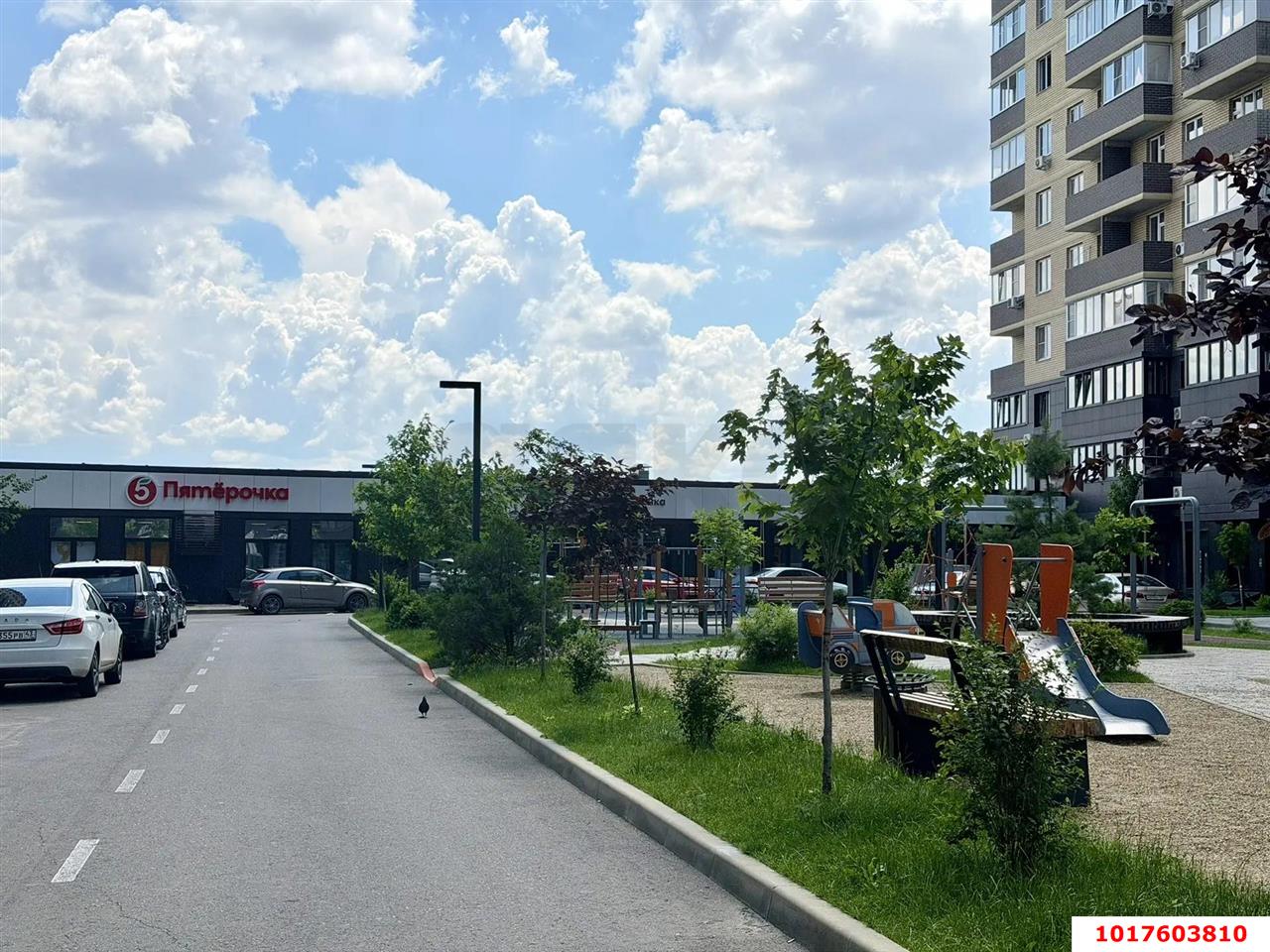 Фото №3: Торговое помещение <span class="whitespace-nowrap">44 м²</span>, <span class="whitespace-nowrap">1/16 эт.</span> - Краснодар, Прикубанский внутригородской округ, мкр. жилой комплекс Ракурс, ул. имени Героя Ростовского, 8к6