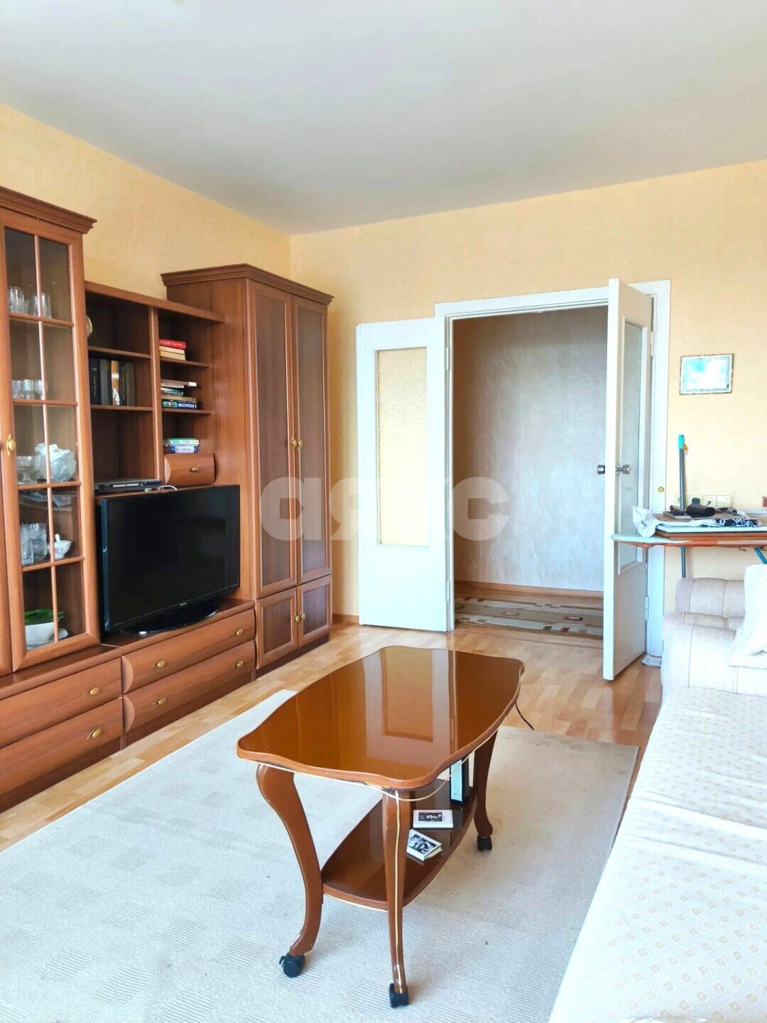 Фото №2: 3-комнатная квартира <span class="whitespace-nowrap">64 м²</span>, <span class="whitespace-nowrap">8/9 эт.</span> - Волгоград, Ворошиловский, мкр. 209-й, ул. Елецкая, 10