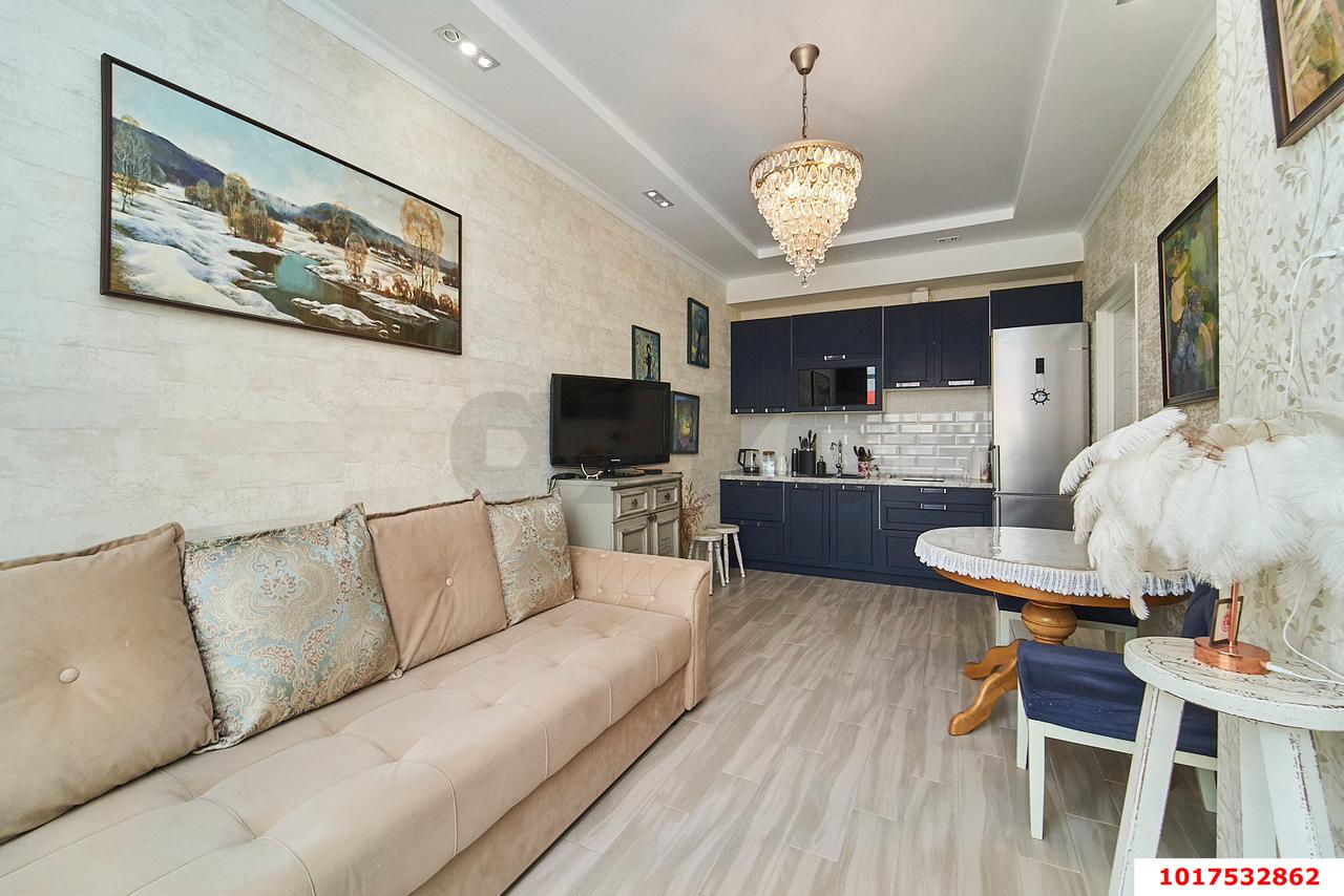 Фото №1: 1-комнатная квартира <span class="whitespace-nowrap">45 м²</span>, <span class="whitespace-nowrap">2/4 эт.</span> - Краснодар, Прикубанский внутригородской округ, мкр. Фестивальный, ул. Сергея Михалёва, 2А