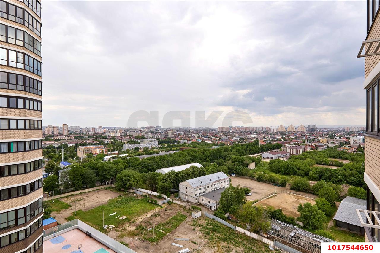 Фото №3: 3-комнатная квартира <span class="whitespace-nowrap">102 м²</span>, <span class="whitespace-nowrap">16/24 эт.</span> - Краснодар, Прикубанский внутригородской округ, Фестивальный, мкр. ЖК На Высоте, ул. Каляева, 263/4к2