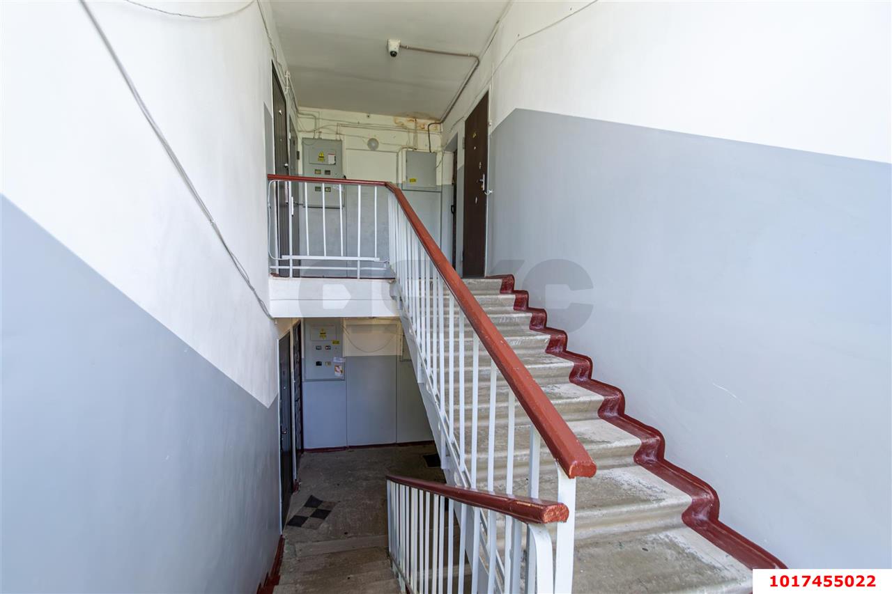 Фото №12: 1-комнатная квартира <span class="whitespace-nowrap">30 м²</span>, <span class="whitespace-nowrap">5/5 эт.</span> - Краснодар, Карасунский внутригородской округ, мкр. Гидростроителей, ул. Трудовой Славы, 38