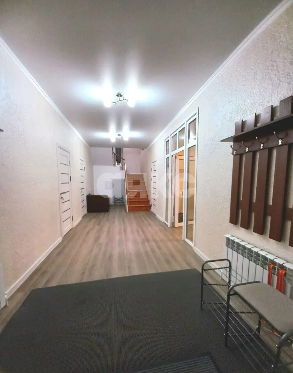 Фото №10: Коммерция <span class="whitespace-nowrap">250 м²</span>, <span class="whitespace-nowrap">2/2 эт.</span> - Каменномостский, ул. Набережная