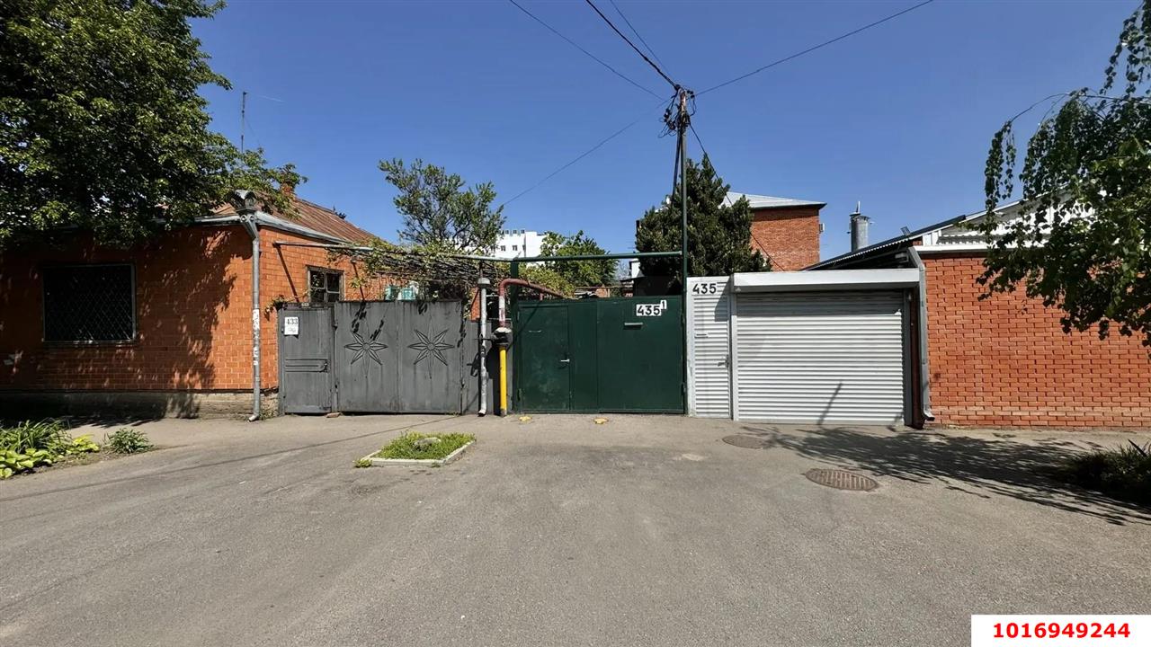 Фото №13: 1-комнатная квартира <span class="whitespace-nowrap">34 м²</span>, <span class="whitespace-nowrap">2/3 эт.</span> - Краснодар, Центральный внутригородской округ, мкр. Центральный, ул. Володи Головатого, 435/1