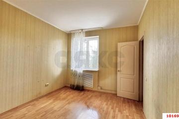 Фото №1: 1-комнатная квартира <span class="whitespace-nowrap">34 м²</span>, <span class="whitespace-nowrap">2/3 эт.</span> - Краснодар, мкр. Центральный, ул. Володи Головатого, 435/1