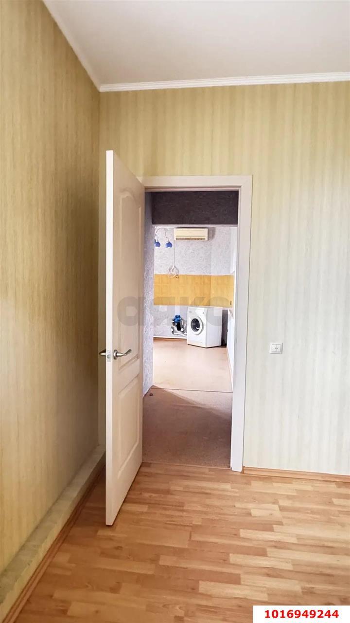 Фото №7: 1-комнатная квартира <span class="whitespace-nowrap">34 м²</span>, <span class="whitespace-nowrap">2/3 эт.</span> - Краснодар, Центральный внутригородской округ, мкр. Центральный, ул. Володи Головатого, 435/1