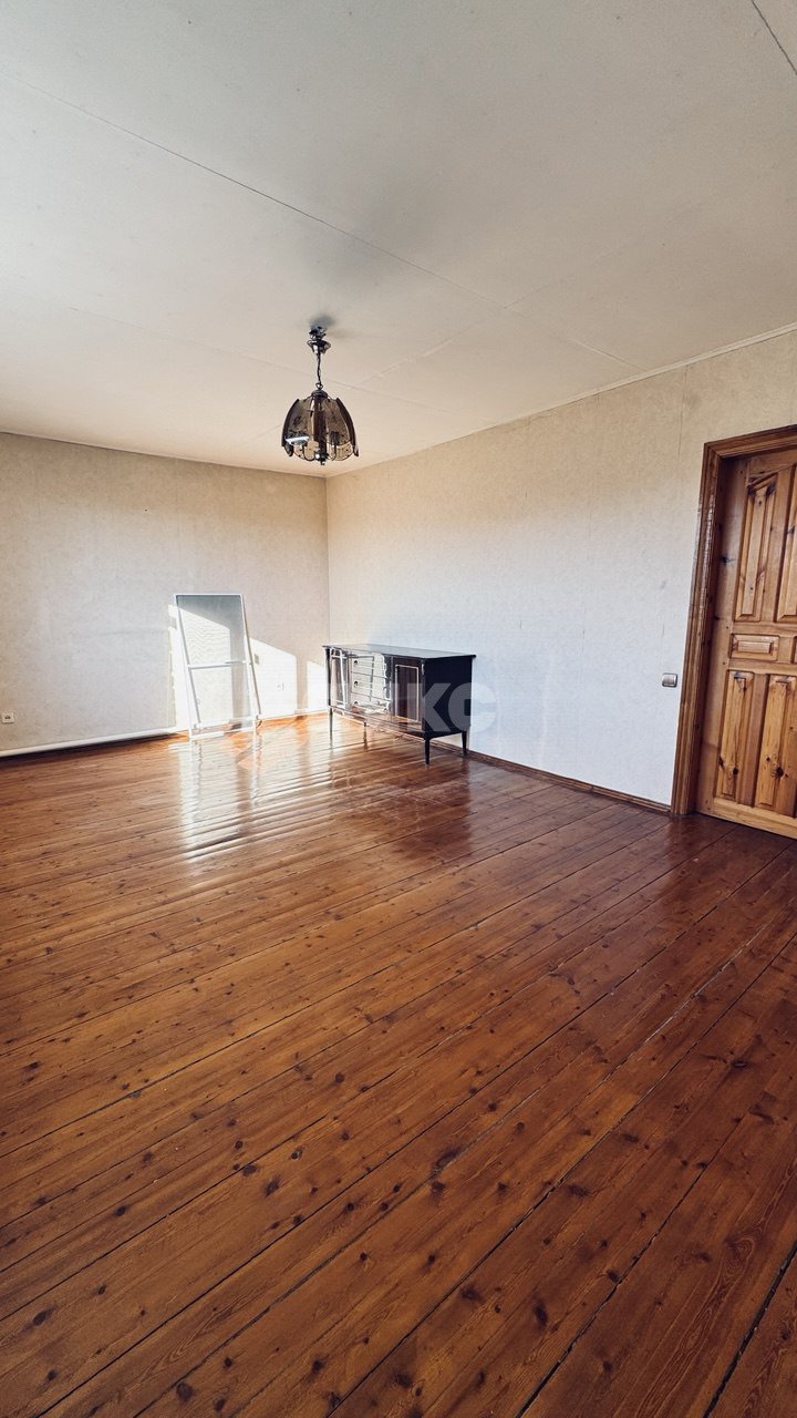 Фото №20: Дом <span class="whitespace-nowrap">303 м²</span> <span class="whitespace-nowrap">+ 10 сот.</span>, <span class="whitespace-nowrap">2 эт.</span> - Кореновск, ул. Ростовская, 27