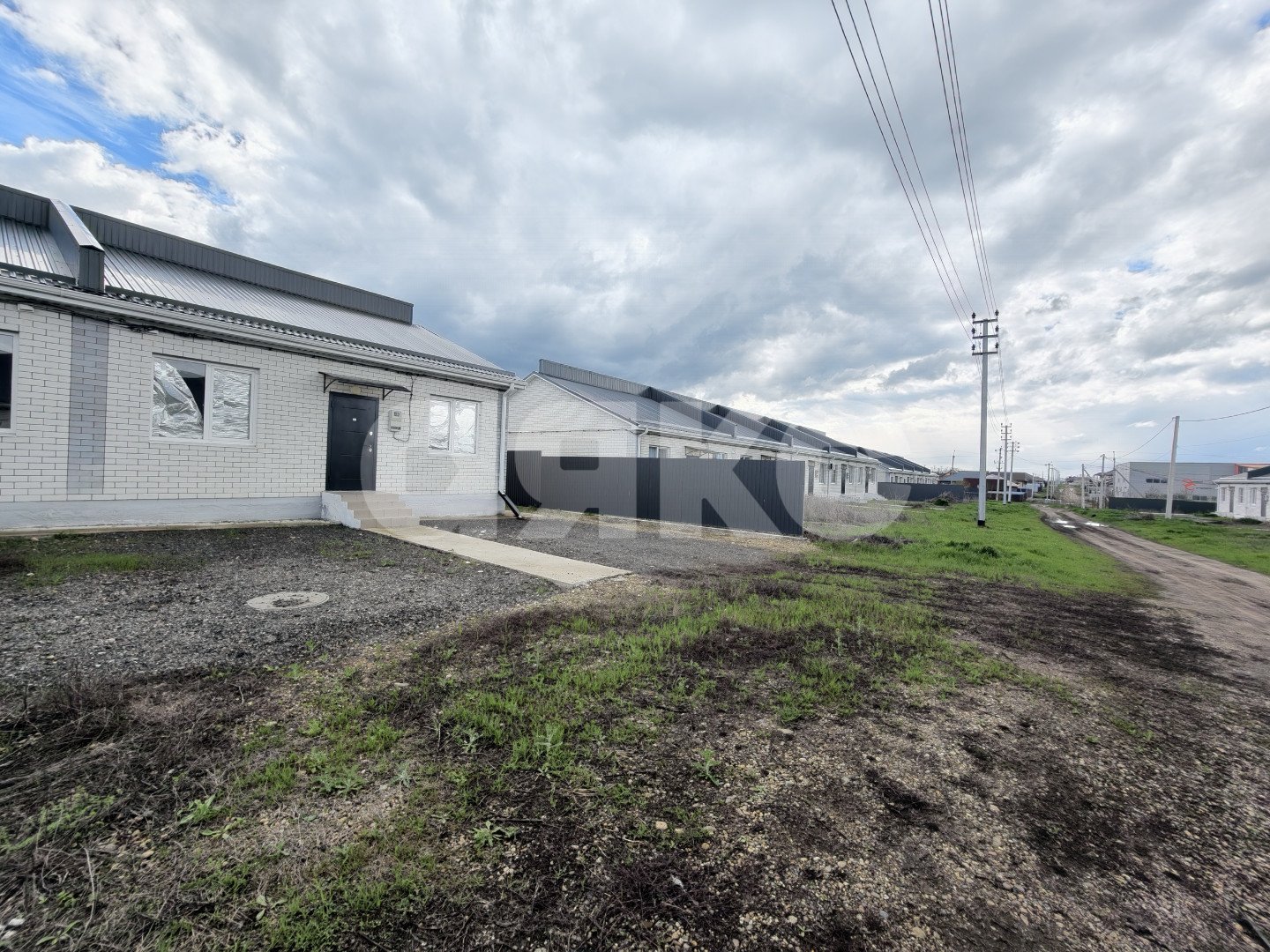 Фото №5: Таунхаус <span class="whitespace-nowrap">37 м²</span> <span class="whitespace-nowrap">+ 1.42 сот.</span>, <span class="whitespace-nowrap">1 эт.</span> - Кореновск, ул. Дальняя, 6
