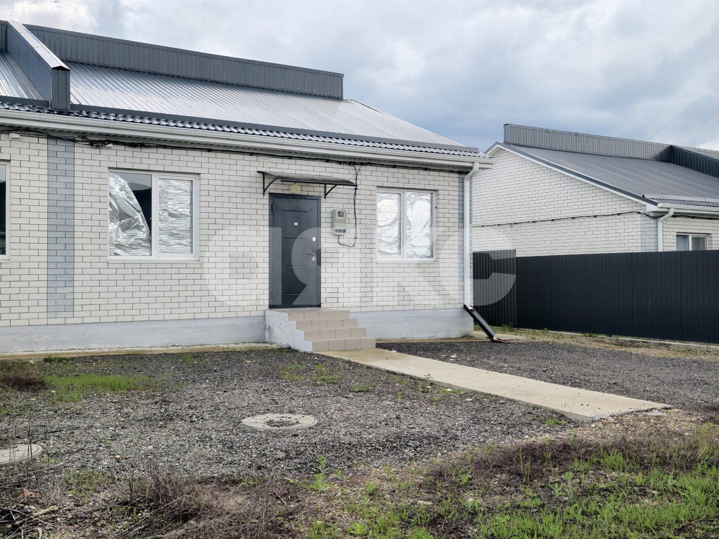 Фото №4: Таунхаус <span class="whitespace-nowrap">37 м²</span> <span class="whitespace-nowrap">+ 1.42 сот.</span>, <span class="whitespace-nowrap">1 эт.</span> - Кореновск, ул. Дальняя, 6