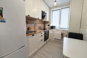Фото №1: 2-комнатная квартира <span class="whitespace-nowrap">48 м²</span>, <span class="whitespace-nowrap">3/3 эт.</span> - Мариуполь, р. Жовтневый, ул. Фонтанная, 77