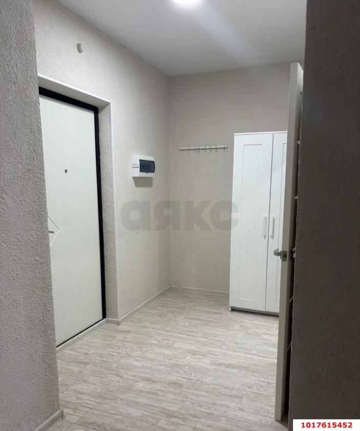 Фото №9: 1-комнатная квартира <span class="whitespace-nowrap">40 м²</span>, <span class="whitespace-nowrap">13/18 эт.</span> - Краснодар, Карасунский внутригородской округ, Хлопчато-бумажный Комбинат, мкр. жилой комплекс Элегант, ул. Сормовская, 1/6