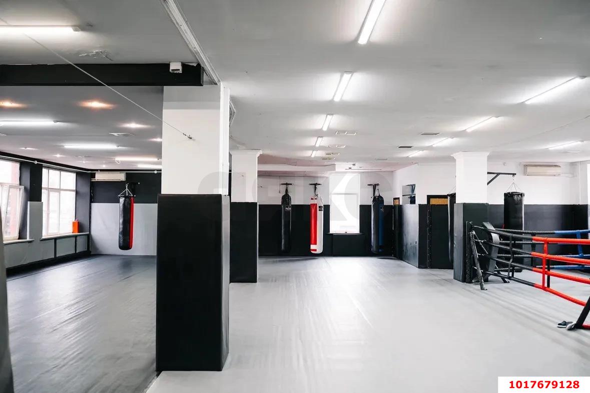 Фото №4: Отдельное здание <span class="whitespace-nowrap">360 м²</span>, <span class="whitespace-nowrap">2/2 эт.</span> - Краснодар, Прикубанский внутригородской округ, мкр. Фестивальный, ул. Красных Партизан, 441