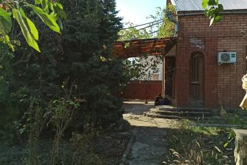 Фото №1: Дом <span class="whitespace-nowrap">78 м²</span>, <span class="whitespace-nowrap">2 эт.</span> - Знаменский, мкр. дачное товарищество Гидростроитель, ул. Каштановая, 211