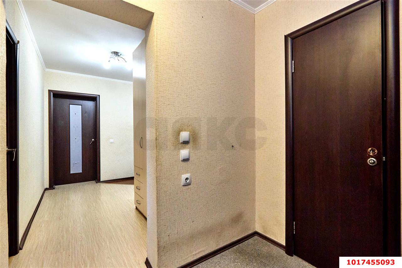 Фото №17: 3-комнатная квартира <span class="whitespace-nowrap">75 м²</span>, <span class="whitespace-nowrap">12/14 эт.</span> - Краснодар, Западный внутригородской округ, мкр. Юбилейный, пр-кт Чекистов, 24/1