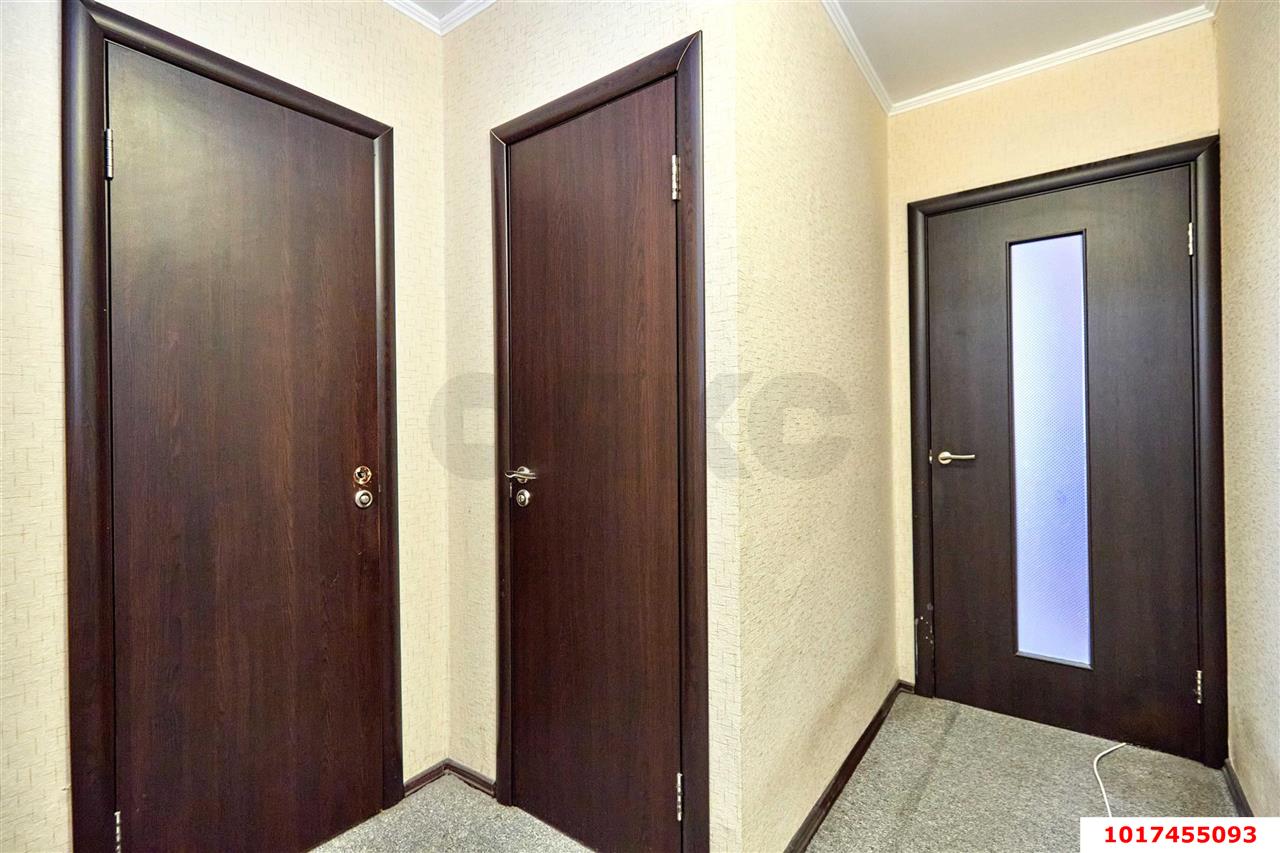 Фото №16: 3-комнатная квартира <span class="whitespace-nowrap">75 м²</span>, <span class="whitespace-nowrap">12/14 эт.</span> - Краснодар, Западный внутригородской округ, мкр. Юбилейный, пр-кт Чекистов, 24/1