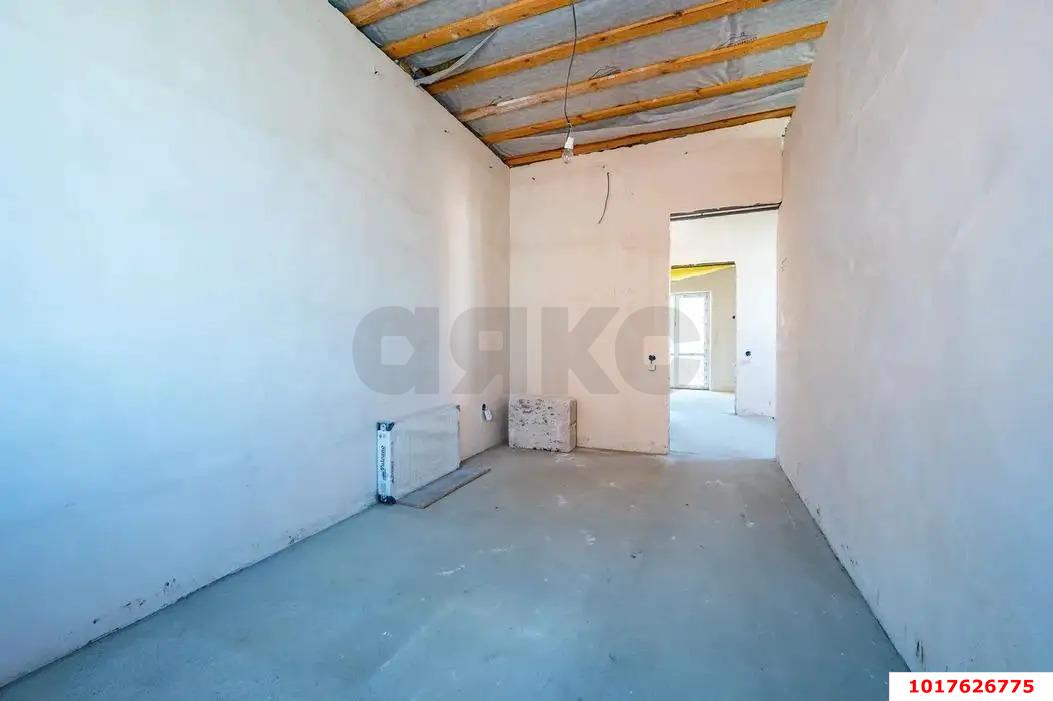 Фото №15: Дом <span class="whitespace-nowrap">104 м²</span> <span class="whitespace-nowrap">+ 2 сот.</span>, <span class="whitespace-nowrap">2 эт.</span> - Новая Адыгея, ул. Западная, 3