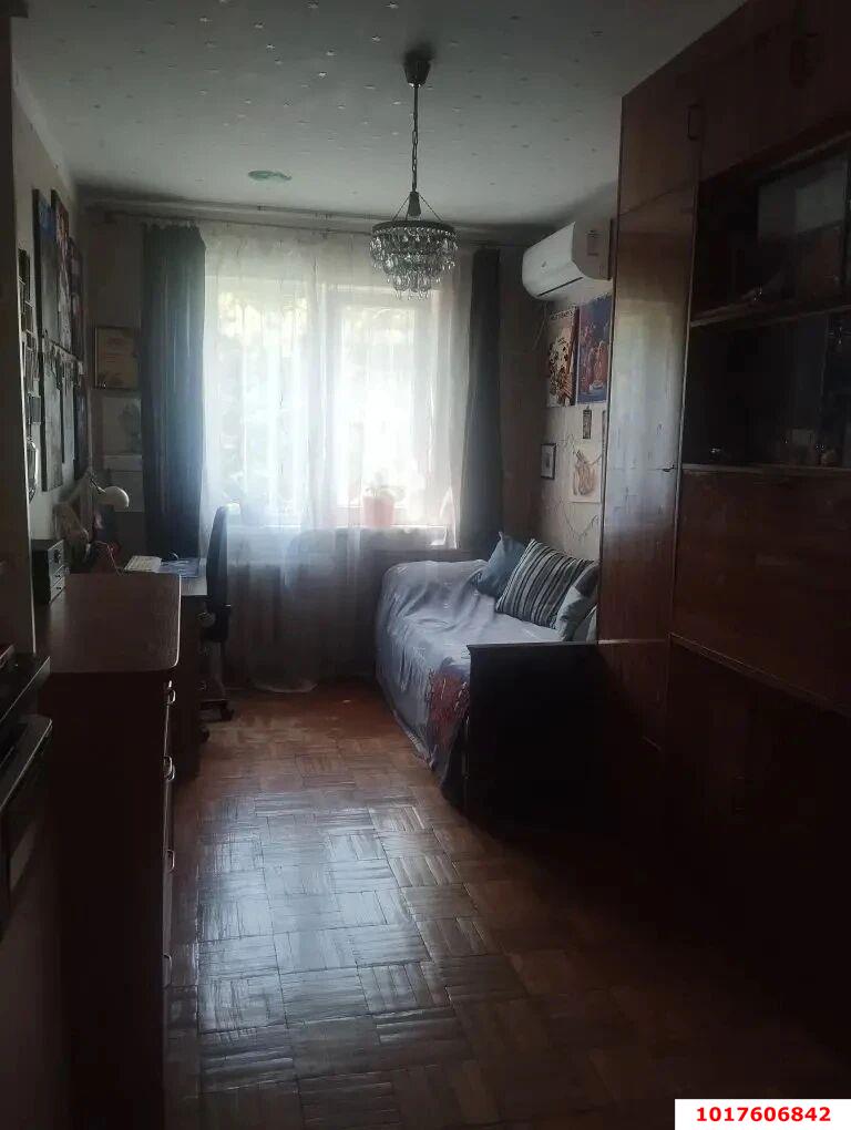 Фото №5: 3-комнатная квартира <span class="whitespace-nowrap">65 м²</span>, <span class="whitespace-nowrap">2/5 эт.</span> - Краснодар, Западный внутригородской округ, мкр. Горгаз, ул. Станкостроительная, 10