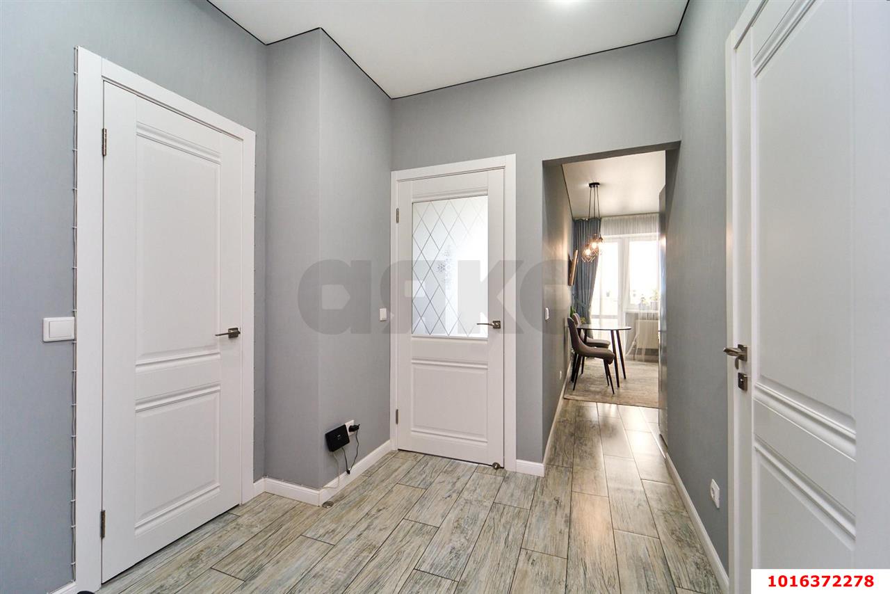 Фото №9: 1-комнатная квартира <span class="whitespace-nowrap">41 м²</span>, <span class="whitespace-nowrap">5/16 эт.</span> - Краснодар, Прикубанский внутригородской округ, 9-й километр, мкр. ЖК Валентина, ул. имени Дзержинского, 64/2