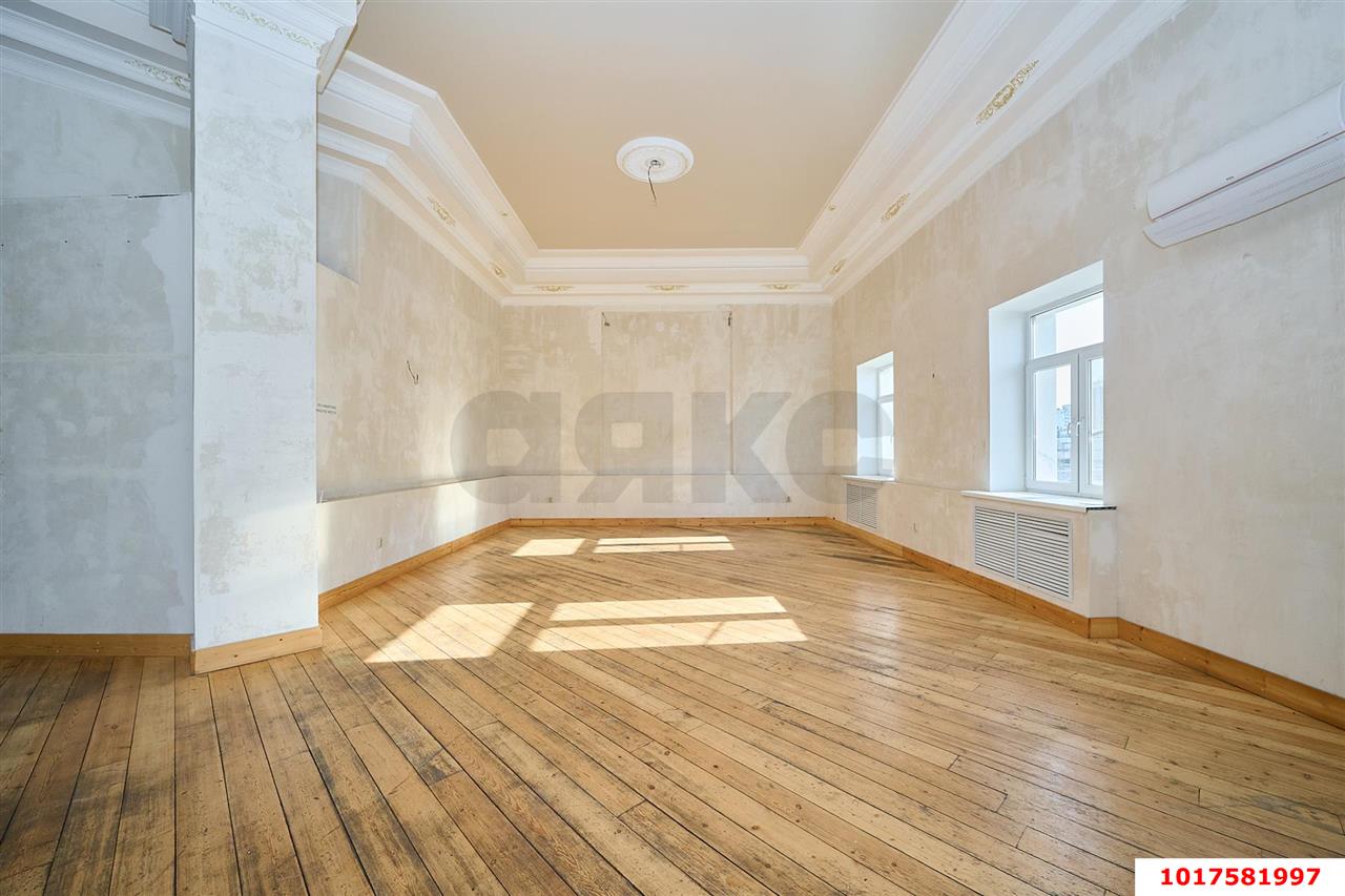 Фото №7: Офисное помещение <span class="whitespace-nowrap">171 м²</span>, <span class="whitespace-nowrap">3/4 эт.</span> - Краснодар, Центральный внутригородской округ, мкр. Центральный, ул. Чапаева, 94