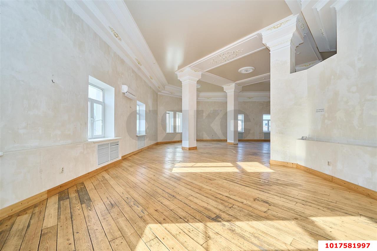 Фото №8: Офисное помещение <span class="whitespace-nowrap">171 м²</span>, <span class="whitespace-nowrap">3/4 эт.</span> - Краснодар, Центральный внутригородской округ, мкр. Центральный, ул. Чапаева, 94