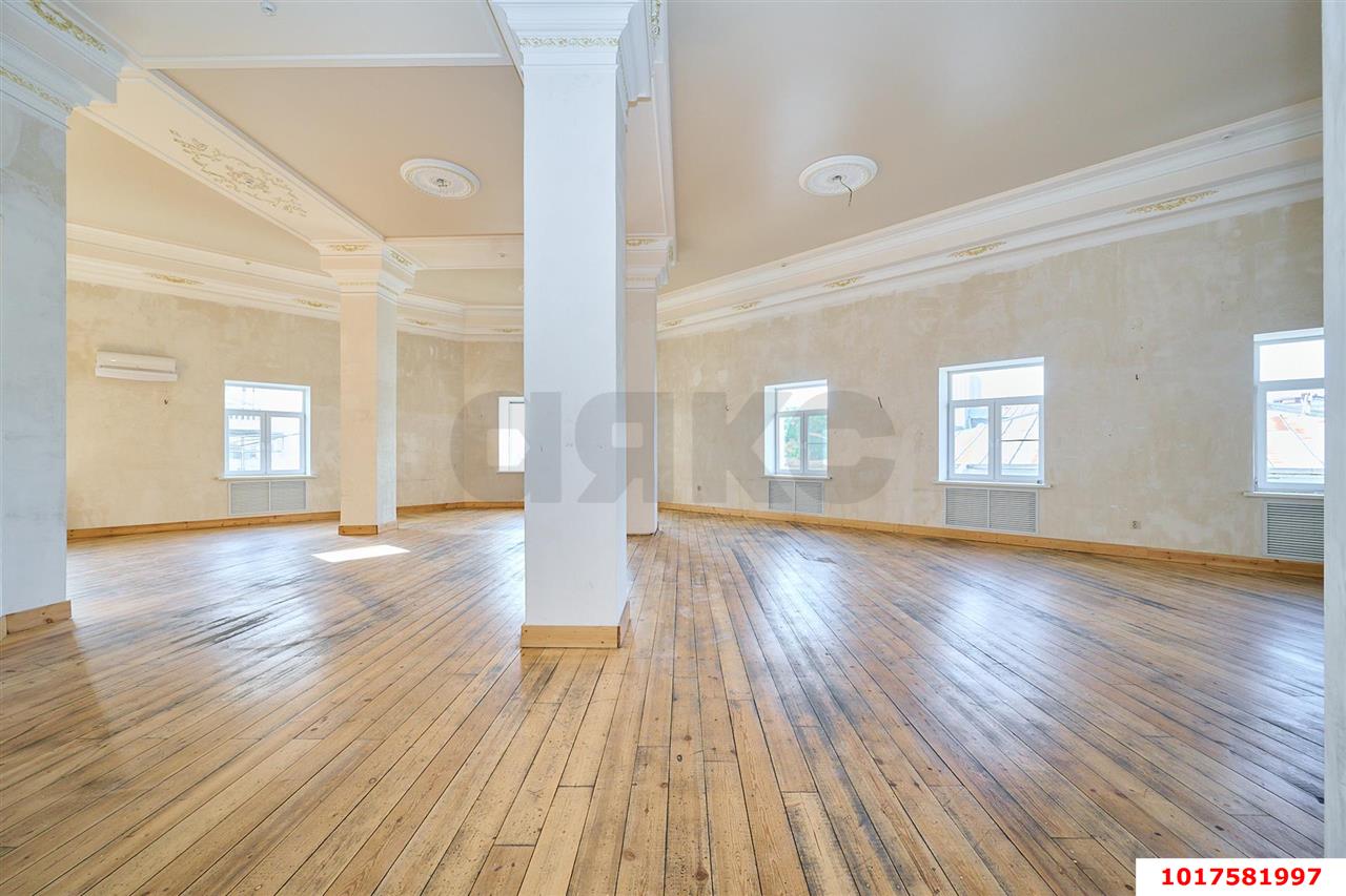 Фото №2: Офисное помещение <span class="whitespace-nowrap">171 м²</span>, <span class="whitespace-nowrap">3/4 эт.</span> - Краснодар, Центральный внутригородской округ, мкр. Центральный, ул. Чапаева, 94