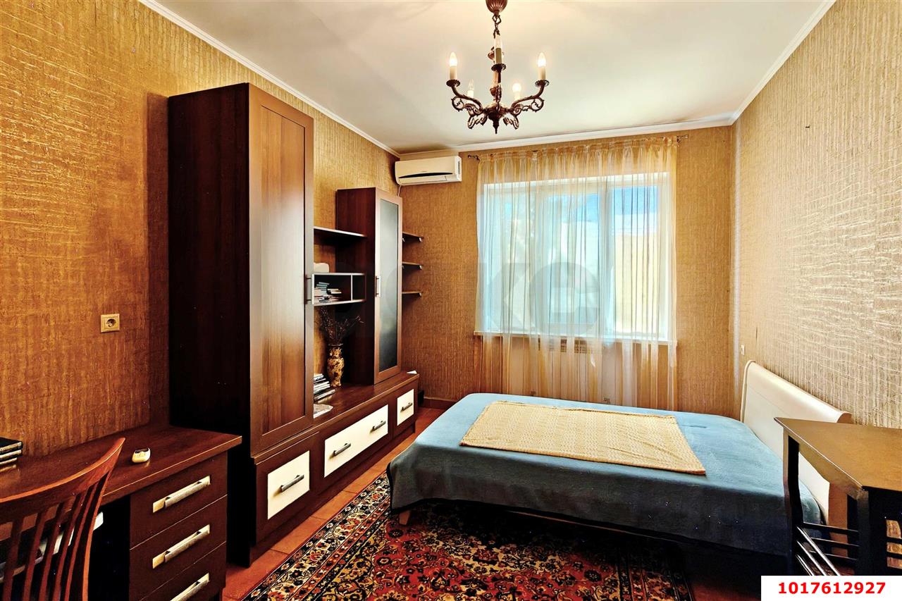 Фото №7: Отдельное здание <span class="whitespace-nowrap">350 м²</span>, <span class="whitespace-nowrap">1/3 эт.</span> - Краснодар, Центральный внутригородской округ, мкр. Дубинка, ул. Ставропольская, 220/2
