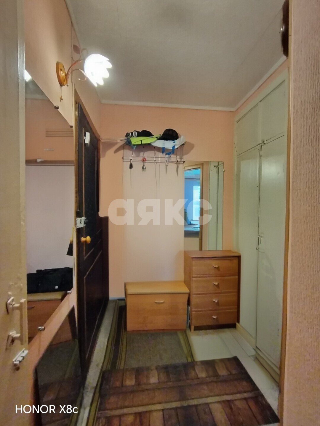 Фото №10: 1-комнатная квартира <span class="whitespace-nowrap">31 м²</span>, <span class="whitespace-nowrap">1/5 эт.</span> - Волгоград, Дзержинский, п. Ангарский, ул. Жирновская, 19
