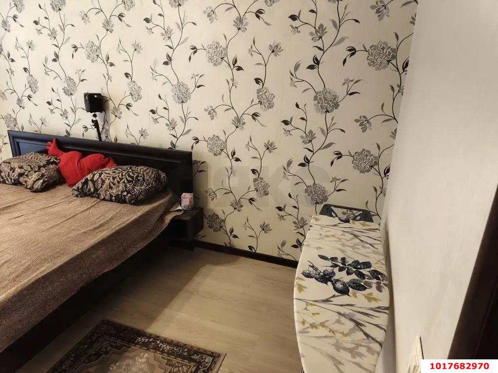 Фото №3: 1-комнатная квартира <span class="whitespace-nowrap">42 м²</span>, <span class="whitespace-nowrap">4/6 эт.</span> - Краснодар, Прикубанский внутригородской округ, мкр. Музыкальный, ул. имени С.В. Рахманинова, 33