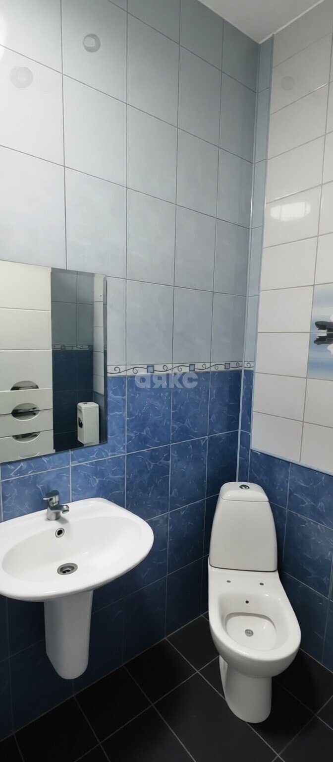 Фото №10: Дом <span class="whitespace-nowrap">100 м²</span> <span class="whitespace-nowrap">+ 6 сот.</span>, <span class="whitespace-nowrap">1 эт.</span> - Майкоп, мкр. Кондитерской Фабрики, ул. Восточная