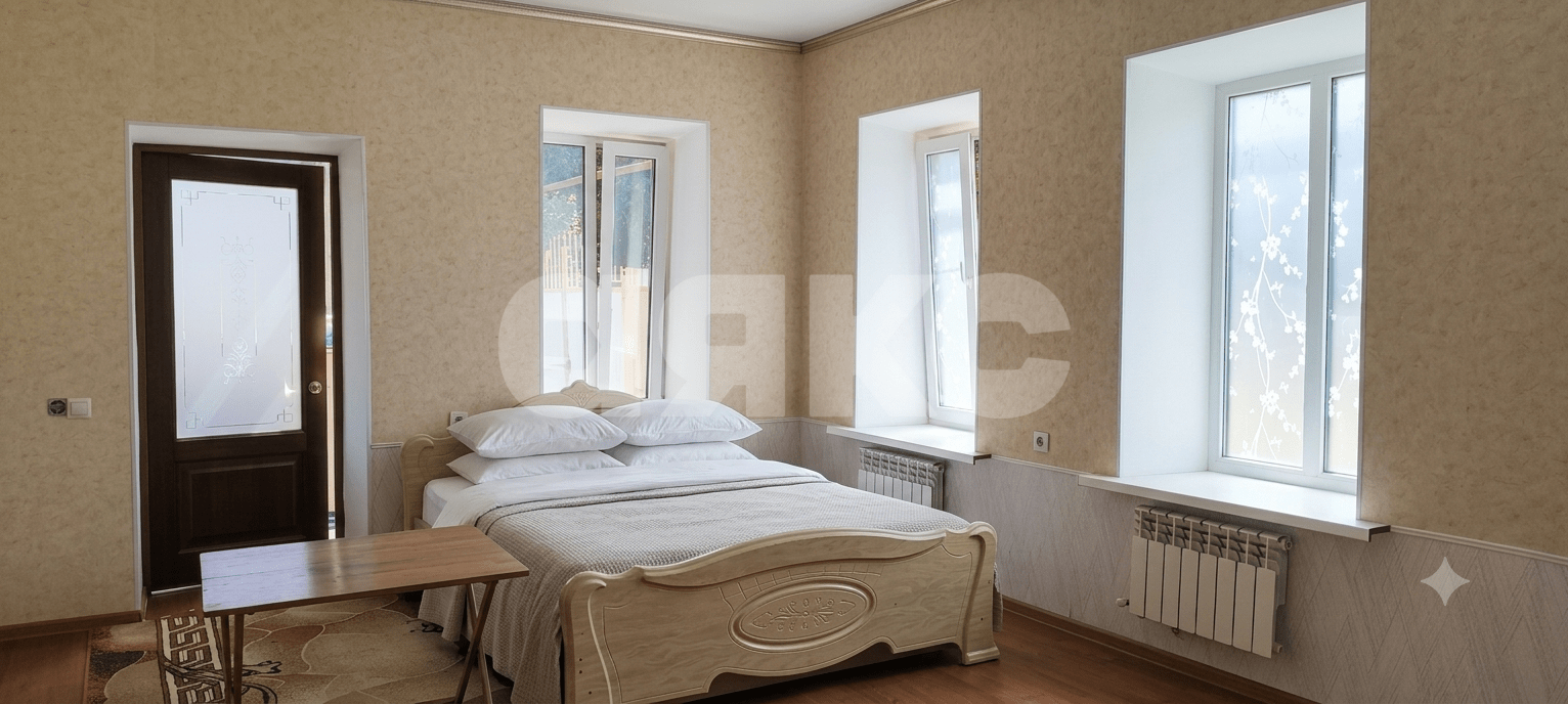 Фото №4: Дом <span class="whitespace-nowrap">100 м²</span> <span class="whitespace-nowrap">+ 6 сот.</span>, <span class="whitespace-nowrap">1 эт.</span> - Майкоп, мкр. квартал Дубзавод, ул. Тургенева, 80