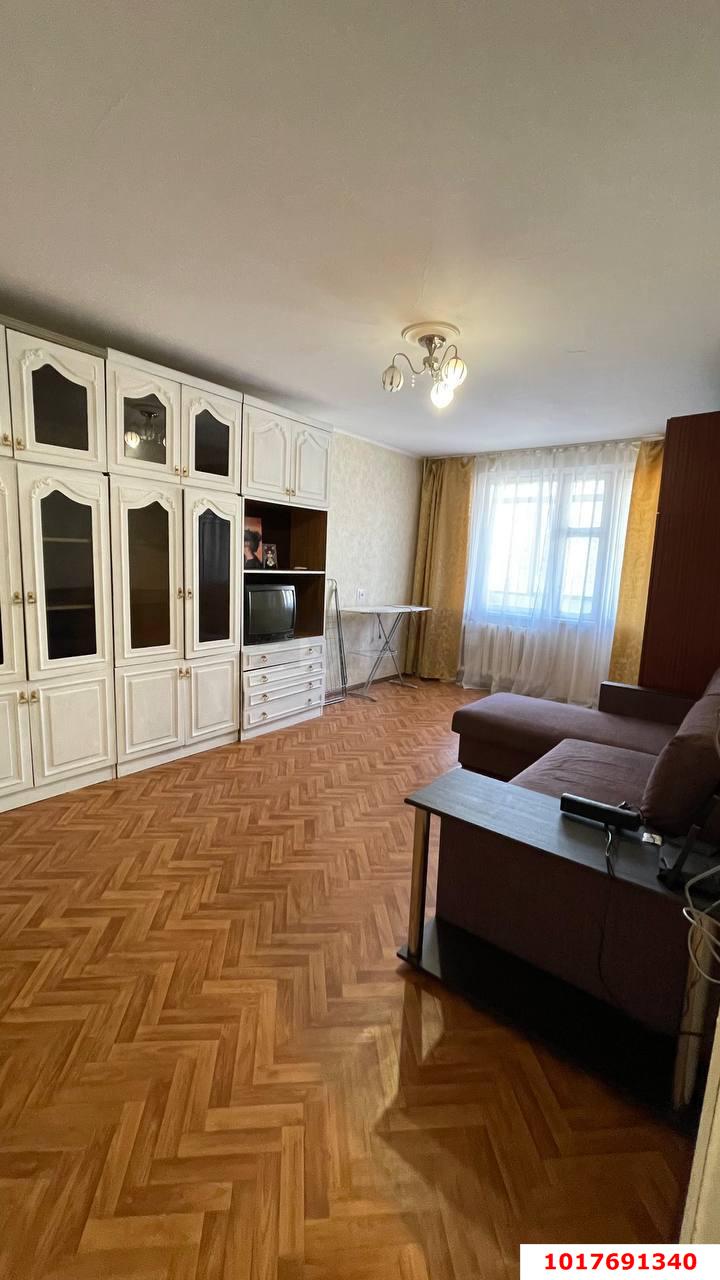 Фото №2: 1-комнатная квартира <span class="whitespace-nowrap">32 м²</span>, <span class="whitespace-nowrap">1/17 эт.</span> - Краснодар, Прикубанский внутригородской округ, мкр. Завод Измерительных Приборов, ул. Карякина, 3