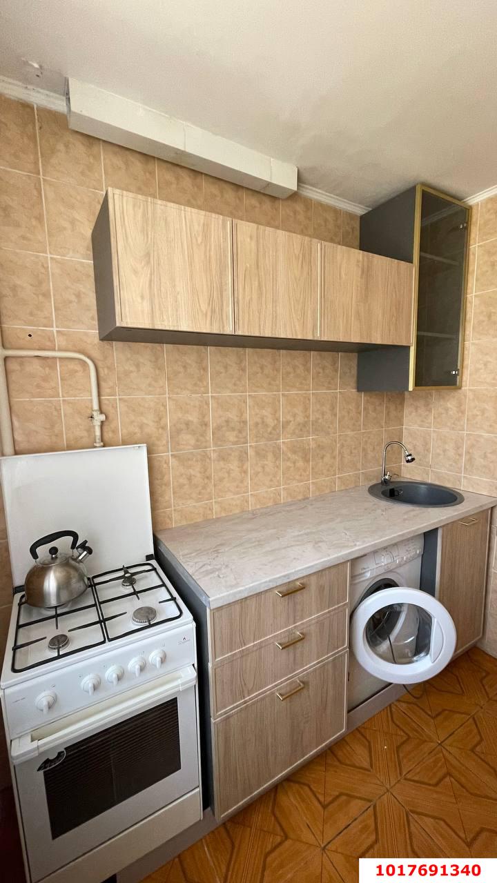 Фото №5: 1-комнатная квартира <span class="whitespace-nowrap">32 м²</span>, <span class="whitespace-nowrap">1/17 эт.</span> - Краснодар, Прикубанский внутригородской округ, мкр. Завод Измерительных Приборов, ул. Карякина, 3