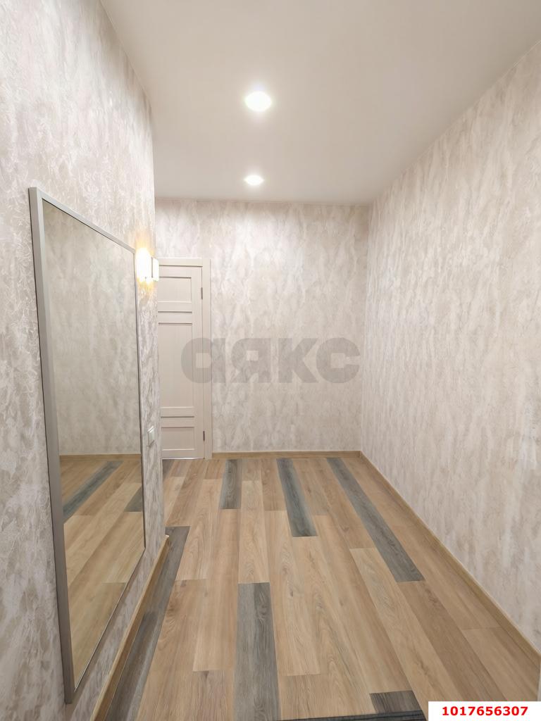 Фото №9: 1-комнатная квартира <span class="whitespace-nowrap">48 м²</span>, <span class="whitespace-nowrap">10/21 эт.</span> - Краснодар, Прикубанский внутригородской округ, мкр. ЖК Бауинвест, ул. Героев-Разведчиков, 11/4
