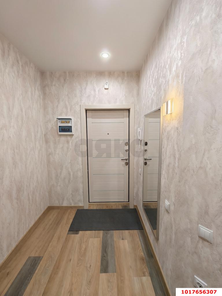 Фото №10: 1-комнатная квартира <span class="whitespace-nowrap">48 м²</span>, <span class="whitespace-nowrap">10/21 эт.</span> - Краснодар, Прикубанский внутригородской округ, мкр. ЖК Бауинвест, ул. Героев-Разведчиков, 11/4