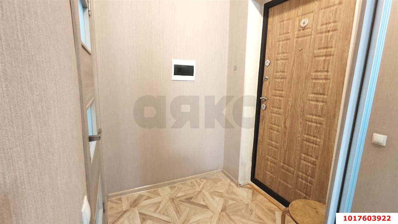 Фото №9: Студия <span class="whitespace-nowrap">30 м²</span>, <span class="whitespace-nowrap">4/7 эт.</span> - Краснодар, Прикубанский внутригородской округ, мкр. Музыкальный, ул. имени Сергея Есенина, 108/1к2