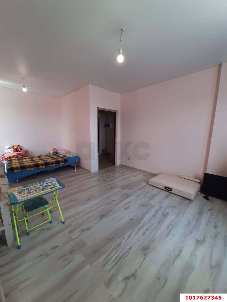 Фото №10: 1-комнатная квартира <span class="whitespace-nowrap">45 м²</span>, <span class="whitespace-nowrap">4/12 эт.</span> - Краснодар, Прикубанский внутригородской округ, Славянский, мкр. Светлоград, ул. Красных Партизан, 1/3к10