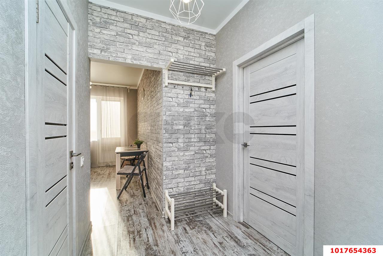 Фото №13: 1-комнатная квартира <span class="whitespace-nowrap">43 м²</span>, <span class="whitespace-nowrap">19/19 эт.</span> - Краснодар, Прикубанский внутригородской округ, мкр. ЖК Красная Площадь, ул. Кореновская, 57к1