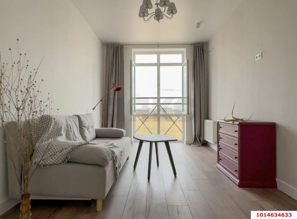 Фото №2: 2-комнатная квартира <span class="whitespace-nowrap">44 м²</span>, <span class="whitespace-nowrap">3/3 эт.</span> - Краснодар, Прикубанский внутригородской округ, мкр. жилой комплекс Усадьба, ул. имени Валерия Вишневецкого, 11к3