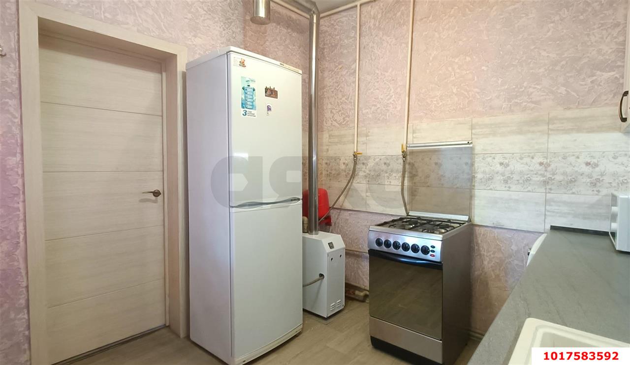 Фото №8: 2-комнатная квартира <span class="whitespace-nowrap">38 м²</span>, <span class="whitespace-nowrap">1/1 эт.</span> - Краснодар, Прикубанский внутригородской округ, мкр. Славянский, ул. имени Толбухина, 73