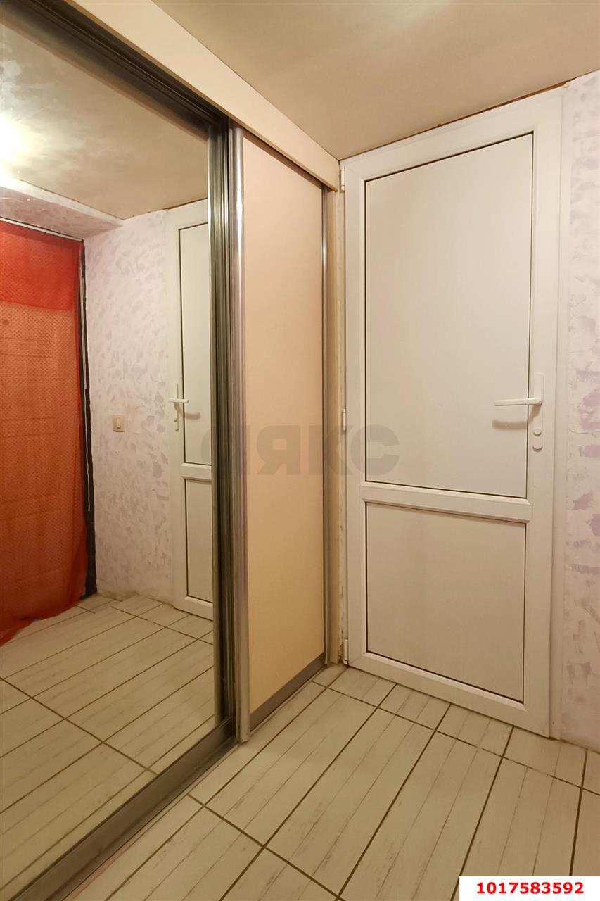 Фото №9: 2-комнатная квартира <span class="whitespace-nowrap">38 м²</span>, <span class="whitespace-nowrap">1/1 эт.</span> - Краснодар, Прикубанский внутригородской округ, мкр. Славянский, ул. имени Толбухина, 73
