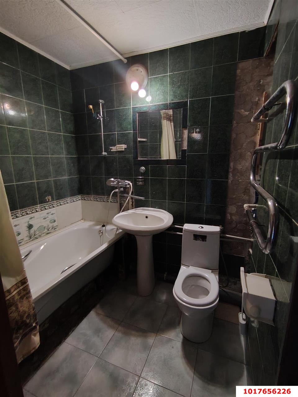 Фото №9: 4-комнатная квартира <span class="whitespace-nowrap">90 м²</span>, <span class="whitespace-nowrap">5/9 эт.</span> - Краснодар, Прикубанский внутригородской округ, мкр. Завод Измерительных Приборов, ул. имени 40-летия Победы, 33/3